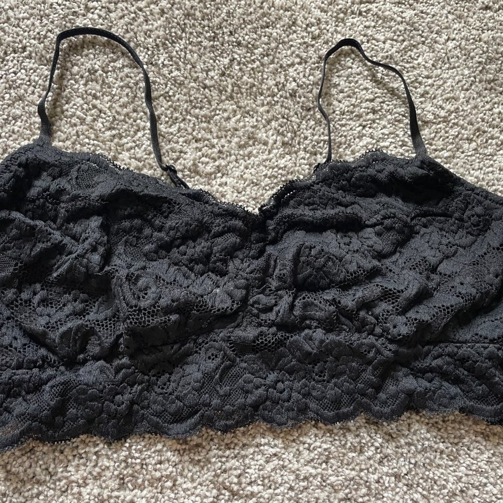 Stretchy Black Lace Bralette 🖤